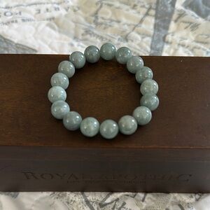 NWOT Natural Burmese Jade gemstone Beaded Bracelet